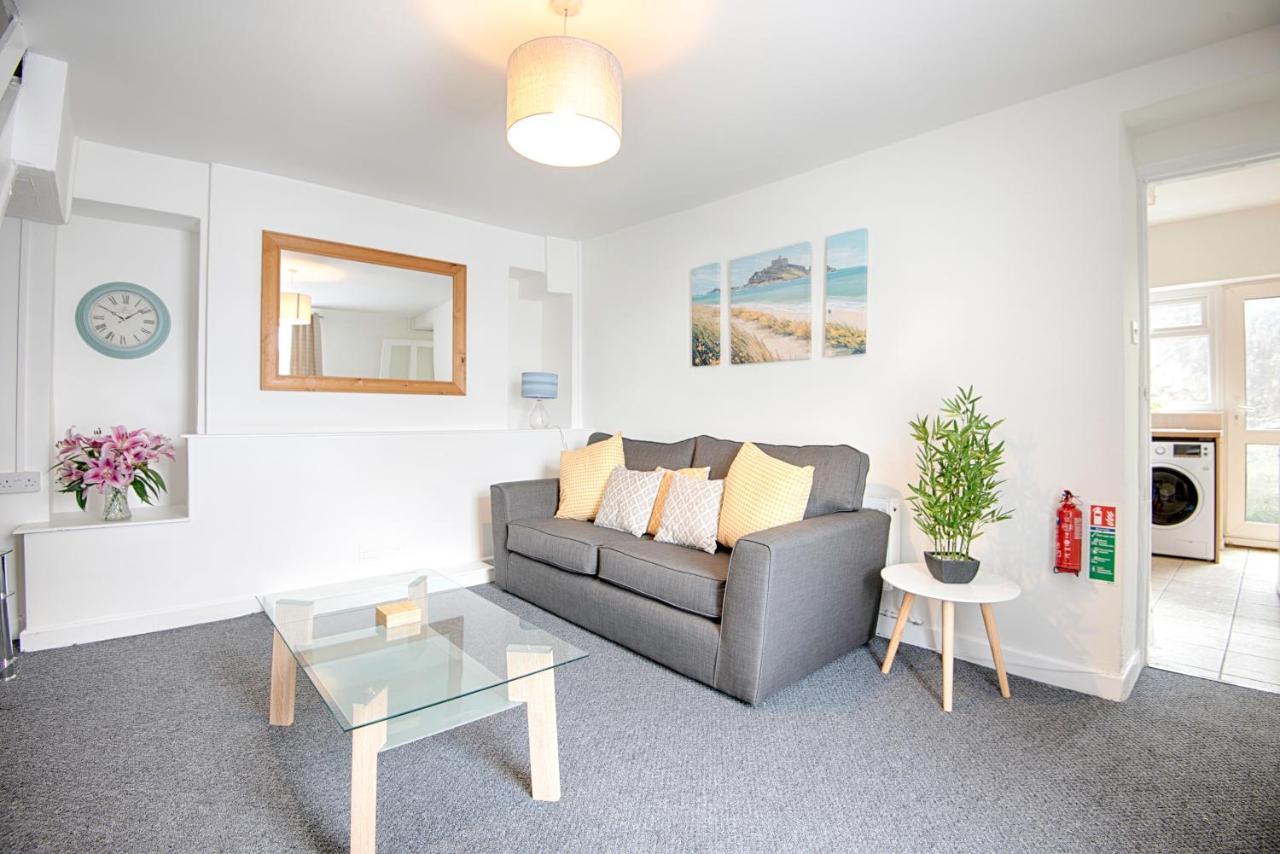 Parking, Smart Tv'S In All Rooms, Central Location Swansea Exterior foto